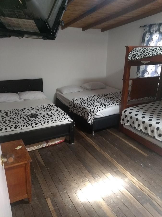 Hostel El Encanto Guatapé Dış mekan fotoğraf
